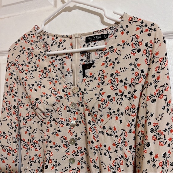 Floral Long sleeve Mini dress - Picture 3 of 6